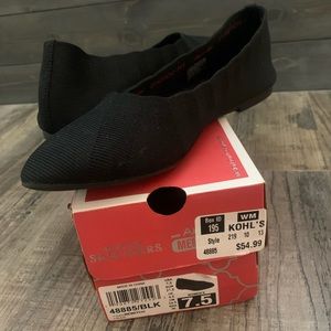 BRAND NEW SKETCHER FLATS!